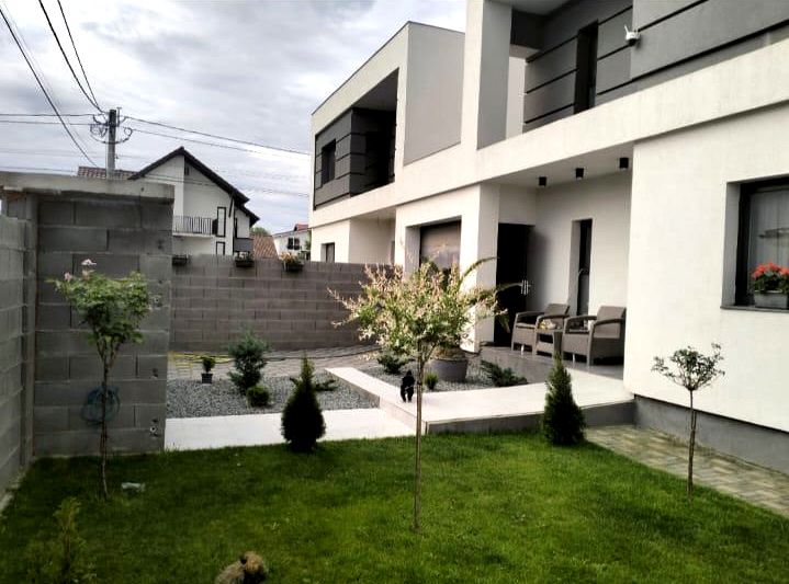 Duplex despărțit prin garaj, 3 Dormitoare- Zona Lidl - Dumbravita – fotografia 1 din 16