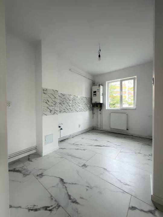 Apartament 2 Camere, 48 mp utili, semidecomandat, Etaj 3, Lift - Gheorghe Lazar – fotografia 3 din 12