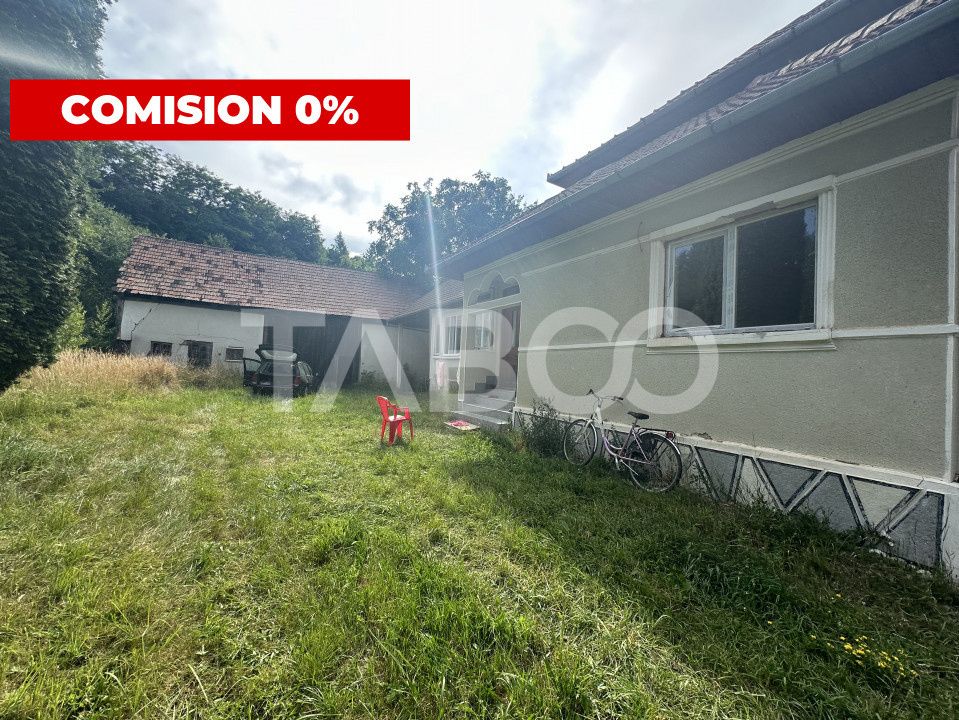 Casa 3 camere 5335 teren liber garaj si anexe  in Sinca Veche – fotografia 1 din 16