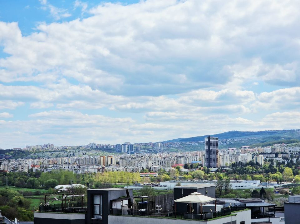 Casa exclusivista cu terasa si vedere panoramica – fotografia 8 din 27