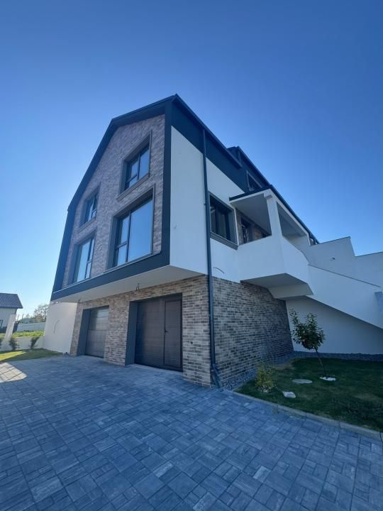 Duplex, 156 mp utili, zona rezidentiala linistita, Dambul Rotund – fotografia 1 din 7