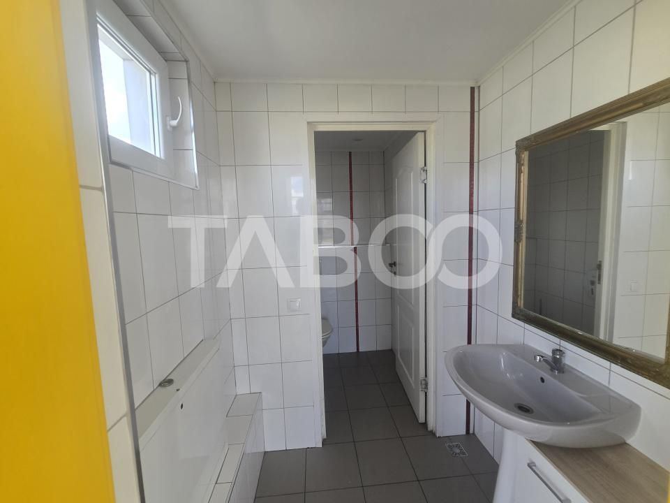 Spatiu comercial 60 mp si vitrina de inchiriat Calea Surii Mari Sibiu – fotografia 5 din 8