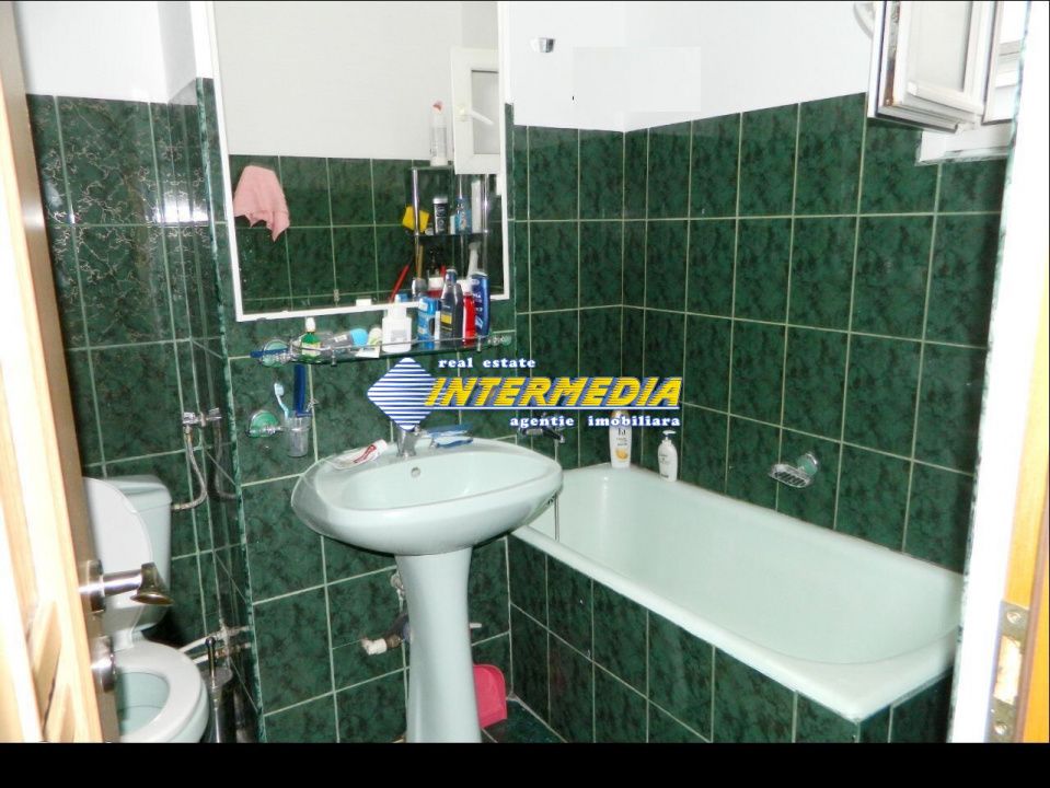Apartament 2 camere de vanzare Cetate zona Mercur – fotografia 3 din 11