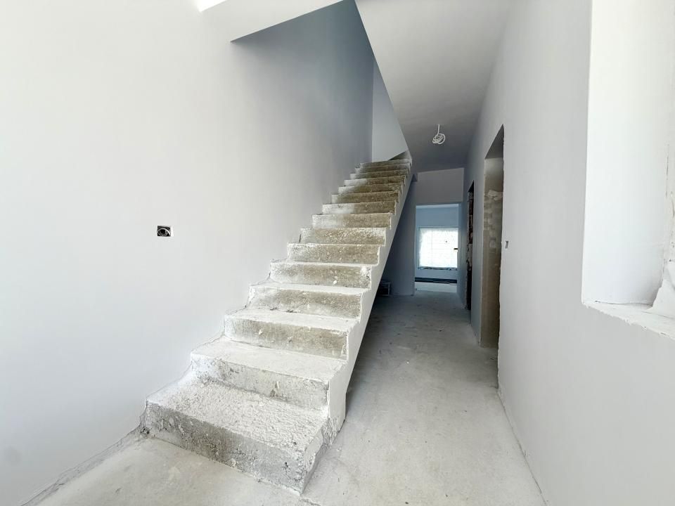 Duplex modern cu 4 camere, 118 mp utili, 316 mp teren - Dumbravita – fotografia 12 din 13
