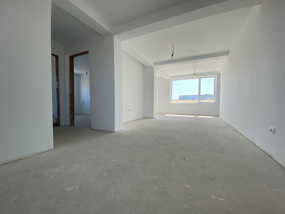 Penthouse 3 camere, decomandat,81 mp utili, etaj 3- zona Torontalului – fotografia 1 din 12