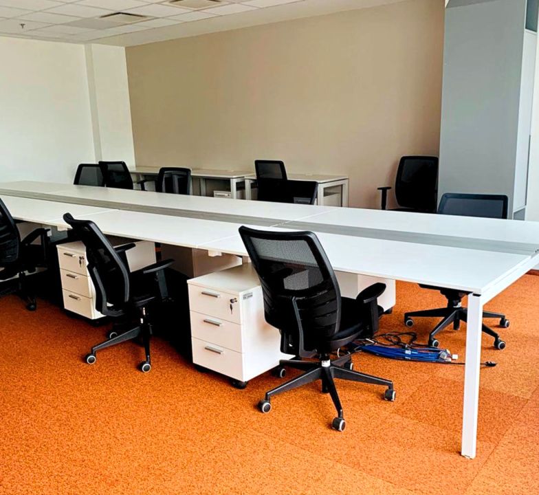 Spatiu birouri Ultracentral, cladire business moderna – fotografia 11 din 12