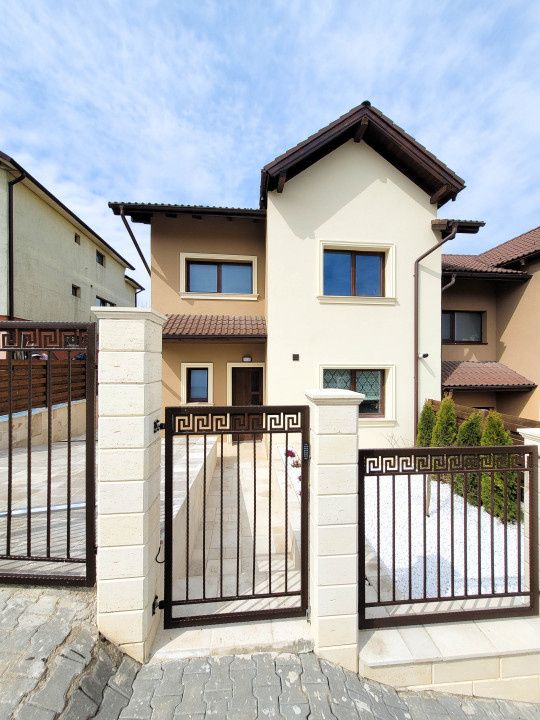 Casă premium cu 5 camere și piscină încălzită | Gruia – fotografia 5 din 12