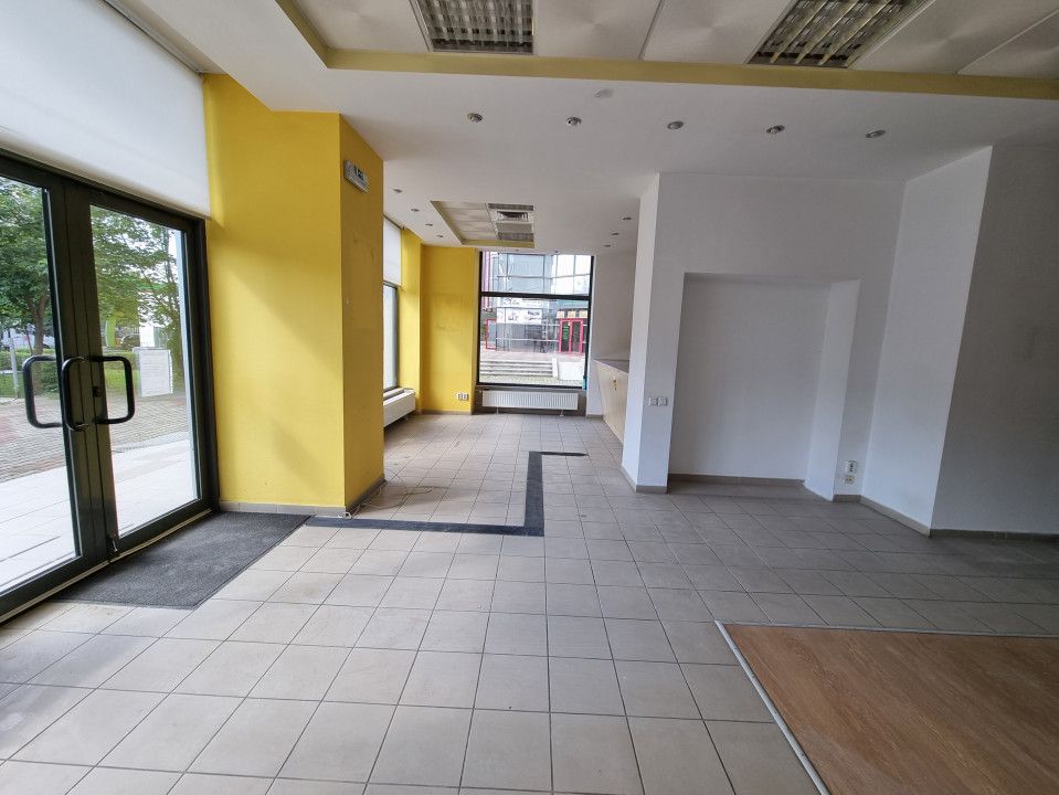 Spatiu comercial 9Mai 82 # peco Moll – fotografia 5 din 17
