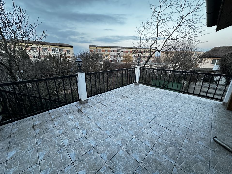 Vanzare Casa 7 Camere Renovata P+M cu 750 mp Teren acces 2 strazi topAlba CENTRU – fotografia 22 din 40