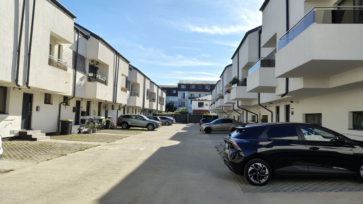 Vila de Vanzare Chiajna situate intre Padure si Lac,Comison 0 – fotografia 1 din 27