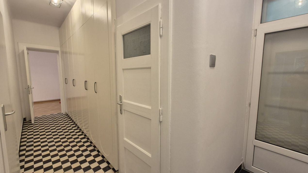 Apartament cu 2 camere partial mobilat in zona centrala – fotografia 10 din 15