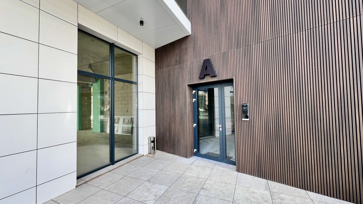 Alezzi Odyssey Apartament cu 2 camere la cheie | etaj 10 | vedere la mare si lac – fotografia 18 din 22