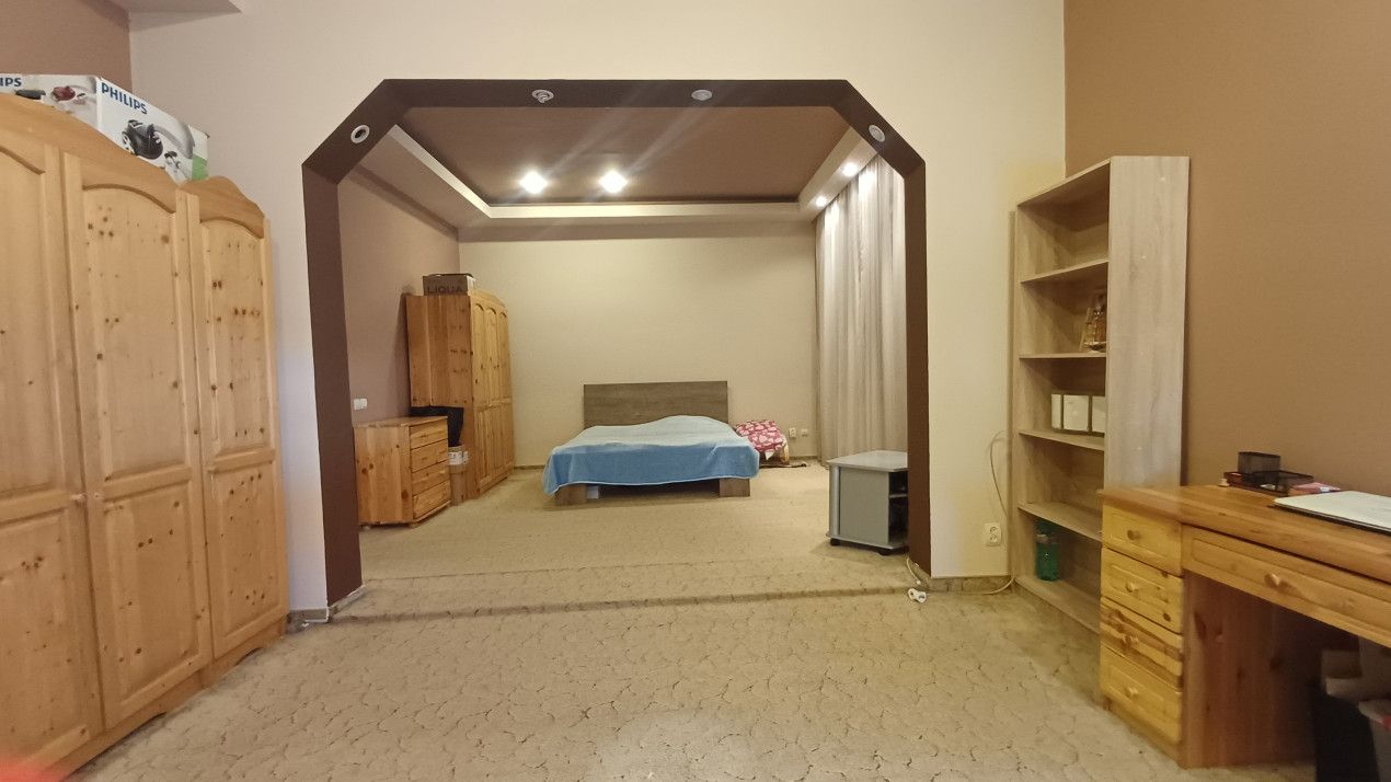 Casa cu 6 camere, singur in curte, zona Olosig, Oradea, Bihor – fotografia 3 din 14