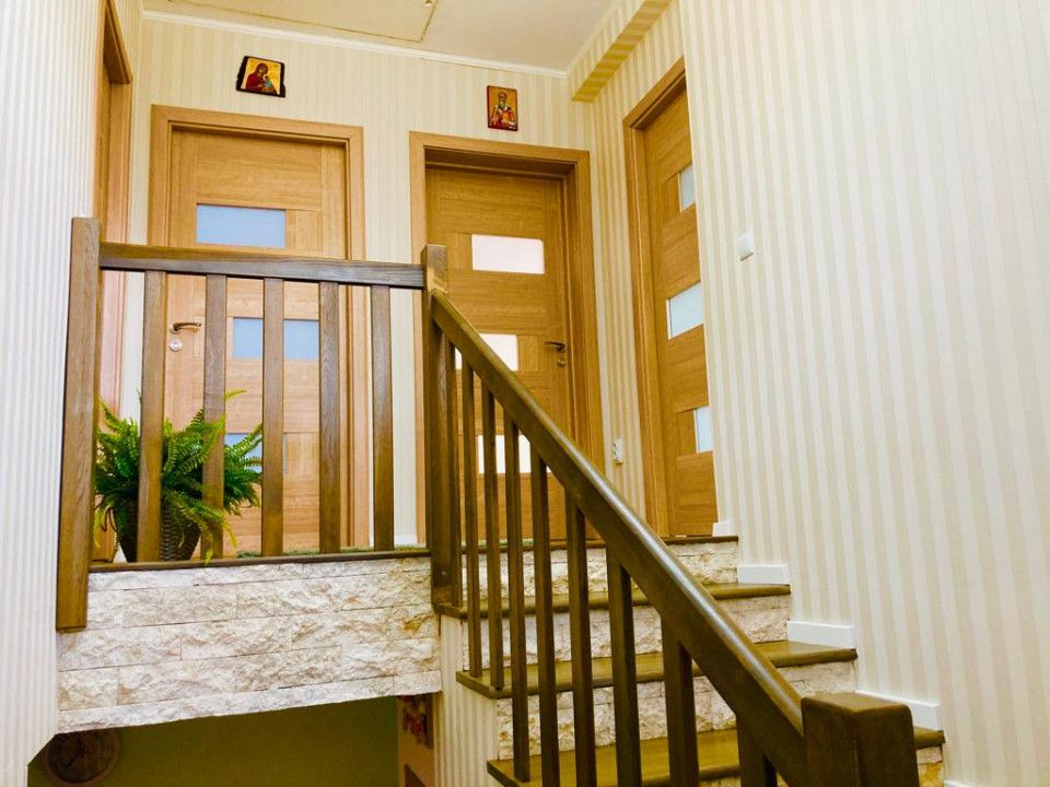 Duplex 120 mp utili ,300 mp teren, piscina, Zona Urusagului! – fotografia 6 din 28