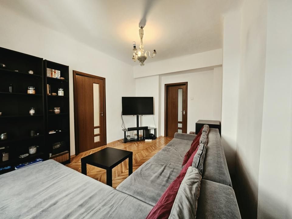 Dorobanti Capitale / Apartament 3 camere de vanzare – fotografia 1 din 18