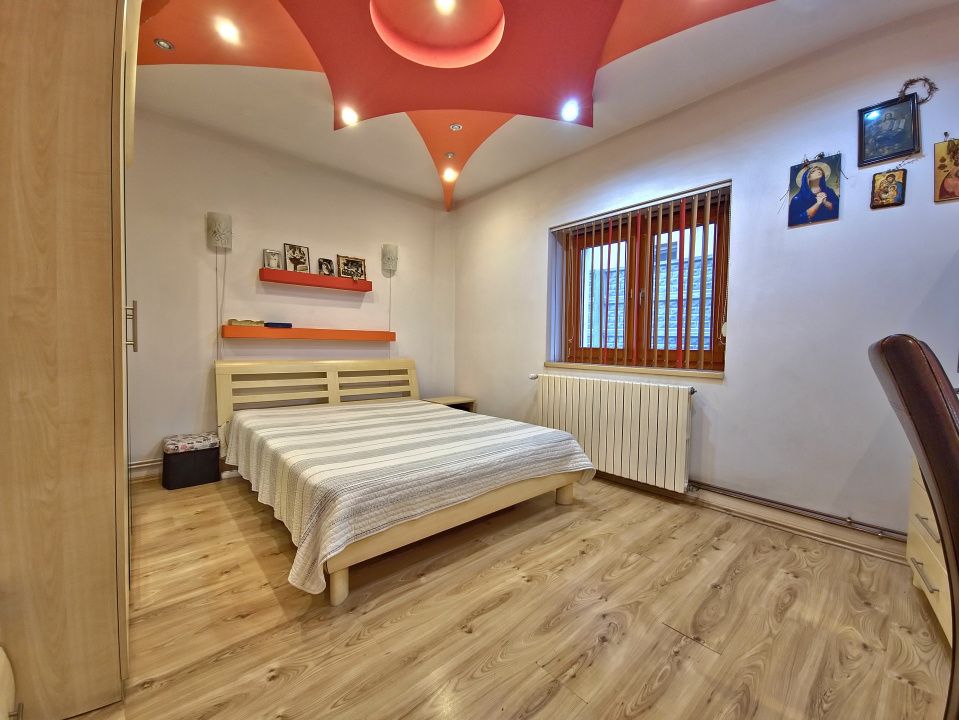 Pensiune 17 camere în Eforie Nord – afacere de familie, gata de exploatare – fotografia 3 din 36