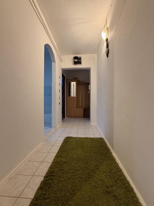 Apartament 3 camere, semidecomandat, 55 mp utili, mobilat, etaj 3 -Girocului – fotografia 9 din 10