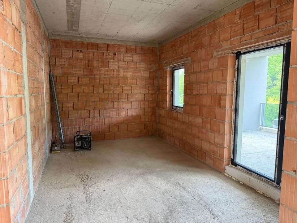 Casă nouă cu priveliște spre pădure în zona Făget – Drumul Sfântul Ioan – fotografia 5 din 10