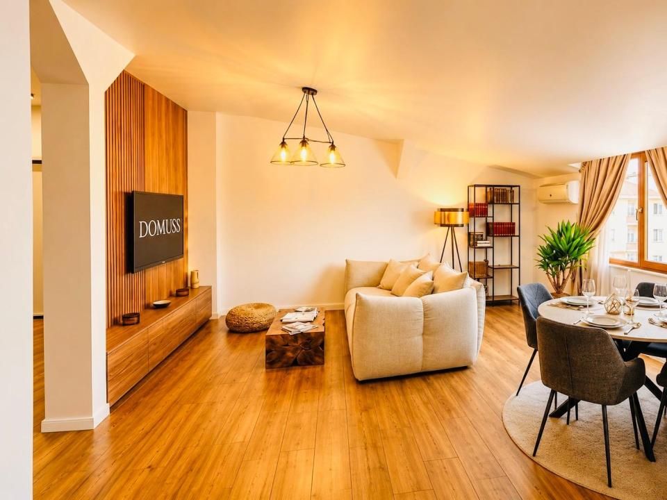 Apartament cu 3 Camere | 90 mp Utili | 2 Parcări | Complet Renovat | – fotografia 1 din 11