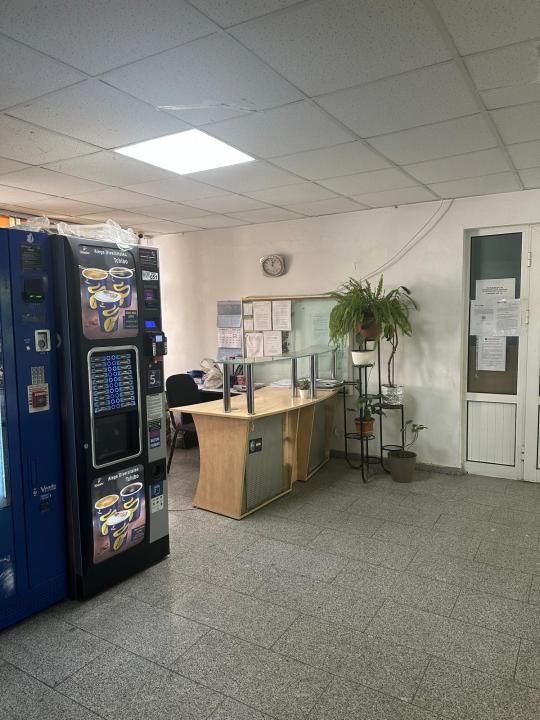 Imobil intreg de birouri si spatii comerciale la parter stradal Dristor – fotografia 2 din 7