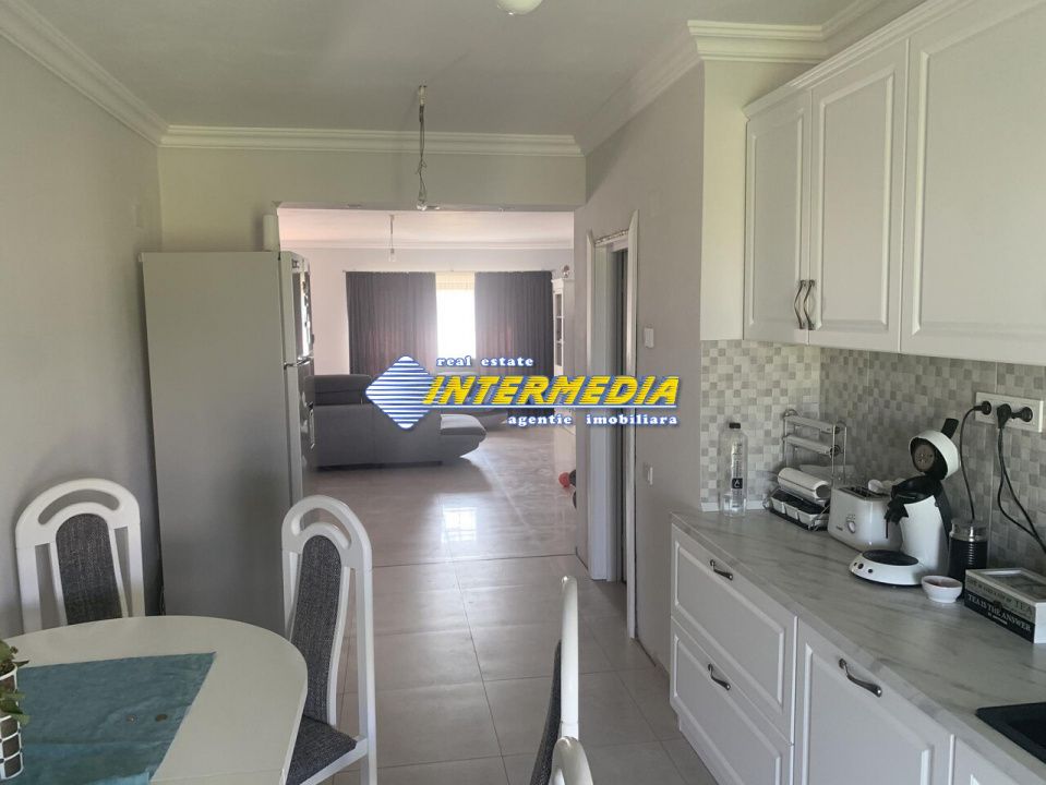 Casa noua finisata la cheie de vanzare in Alba Iulia  cu teren 1467 mp – fotografia 2 din 19