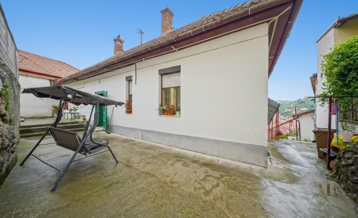 De vânzare casă în cartierul Șchei pe Strada Cotun, nr. 9 – fotografia 7 din 31