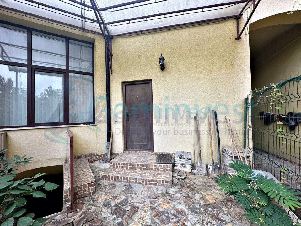 Casă ultracentrală cu apartament și demisol, zona Republicii pietonala, Oradea – fotografia 4 din 11