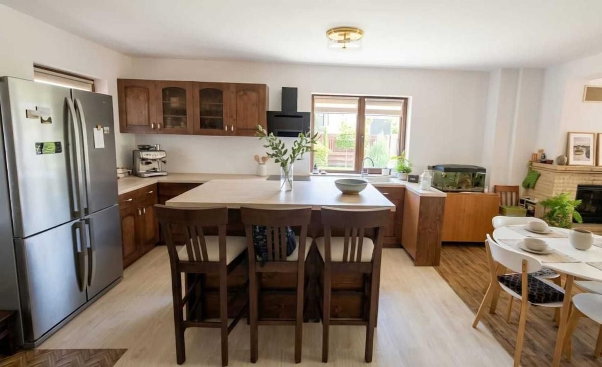 Casă individuală  170mp, teren 585 mp, Chinteni – fotografia 1 din 13