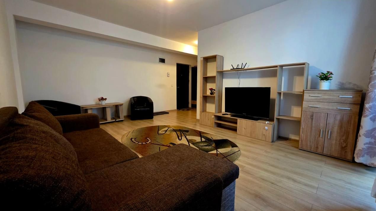 Apartament 2 camere decomandat, in Trivale Complex 3 Bloc Nou – fotografia 1 din 9