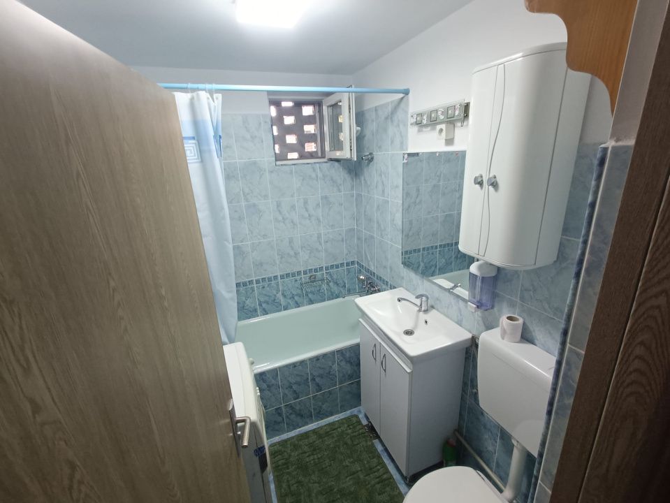 Apartament cu 2 camere de vânzare în Reghin, zona centrală 0 comision – fotografia 8 din 10