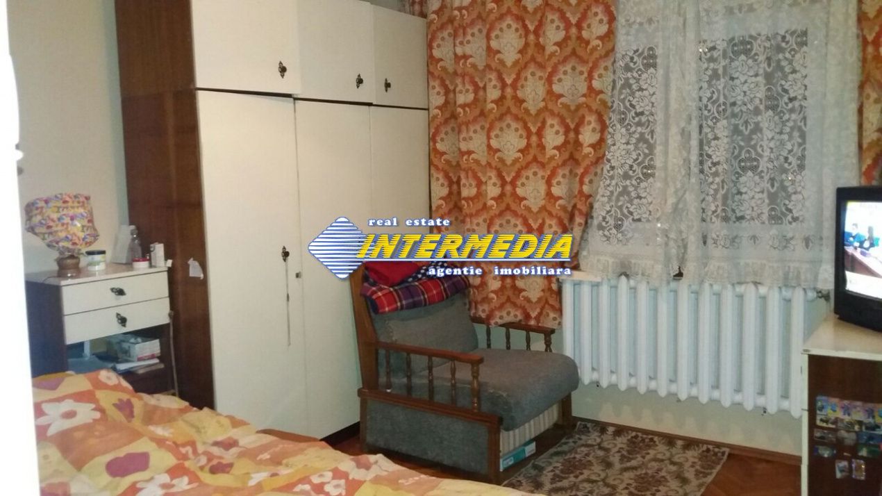 Apartament 2 camere decomandat  Alba Iulia – fotografia 1 din 5