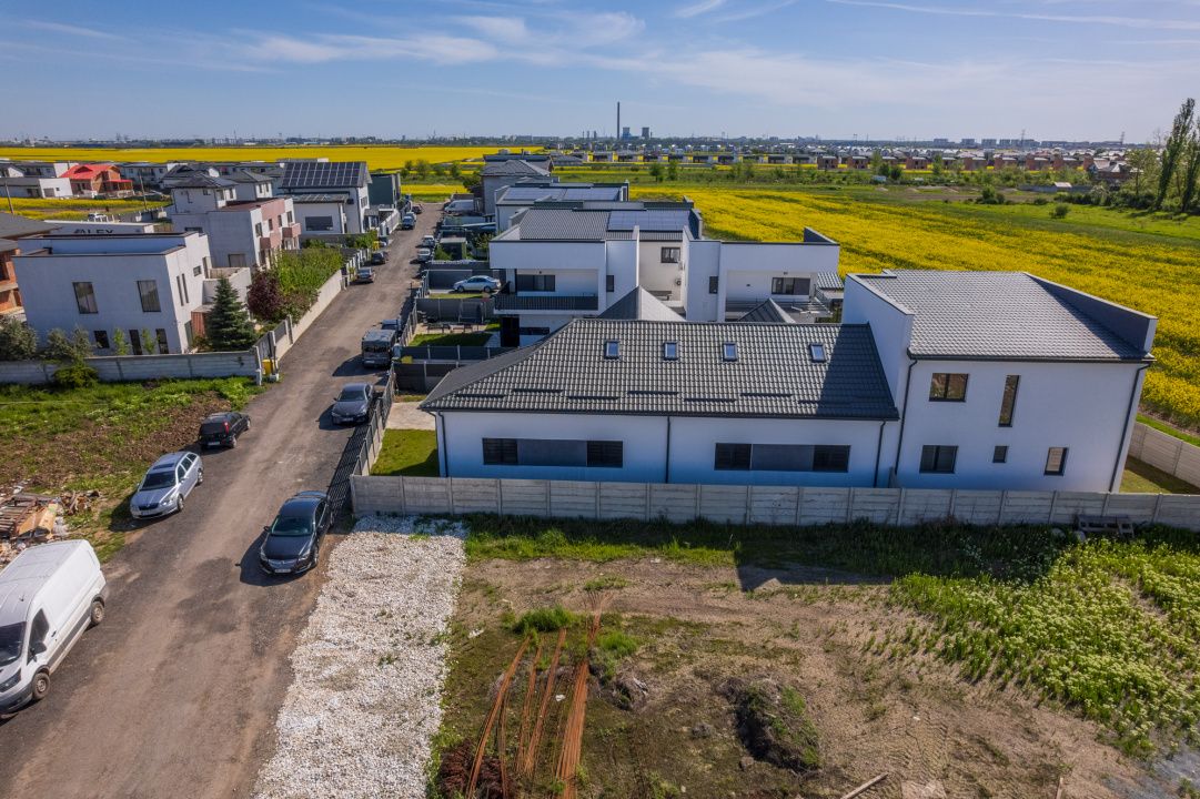 DOMNESTI - INTRAREA FOISORULUI, VILA 245 MP TOTAL, LOT 357 MP! – fotografia 43 din 47