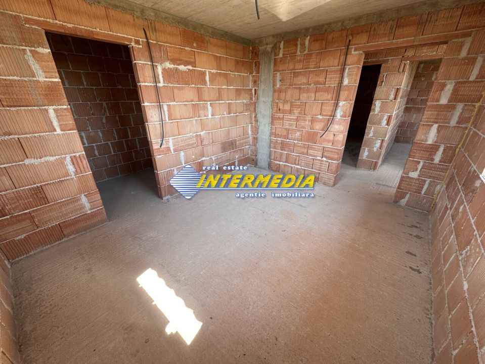 CASA LA ROSU i ALBA IULIA I 260 MP UTILI I TEREN 900 MP I TOATE UTILITATILE I – fotografia 3 din 19