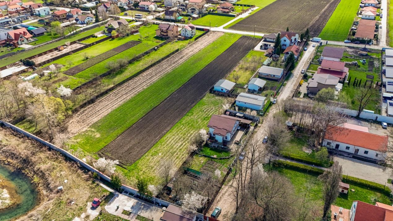 Teren pentru construcții în Stupini, cu potențial imens – fotografia 9 din 13