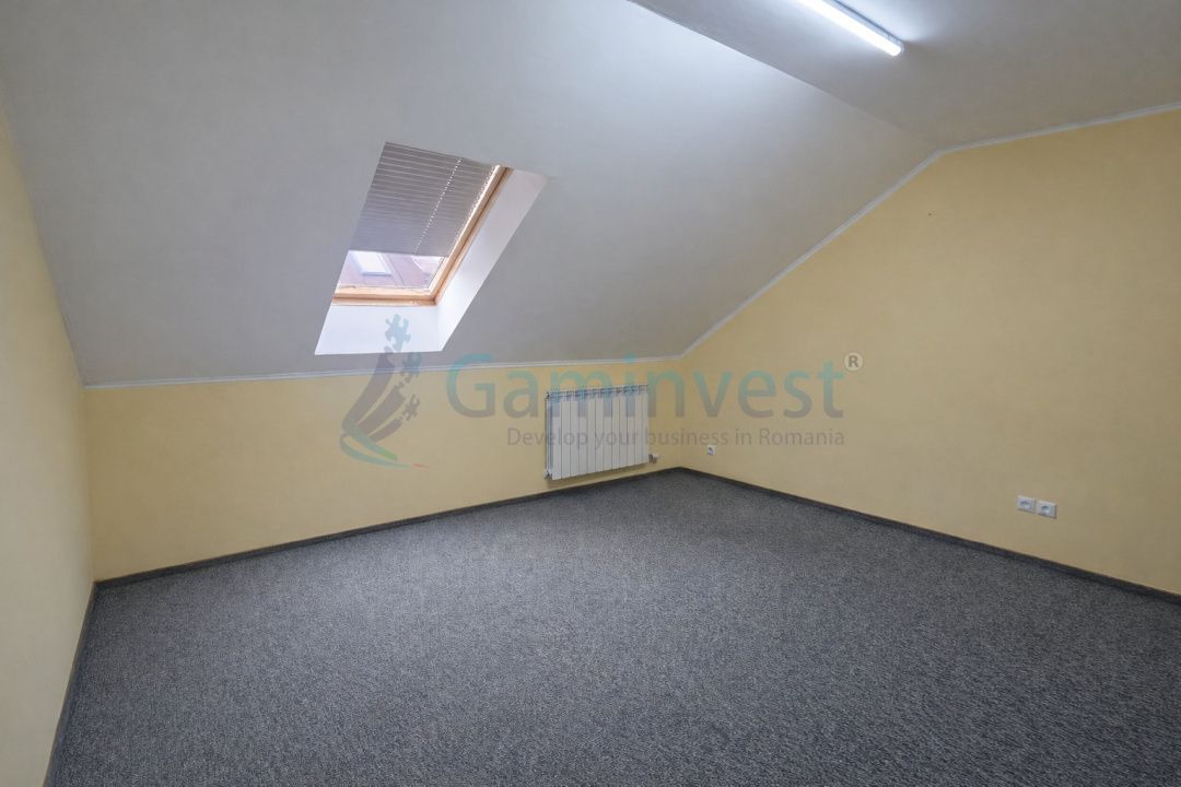 Cladire pentru birouri, cabinete sau spatiu comercial ultracentral, Oradea – fotografia 17 din 20