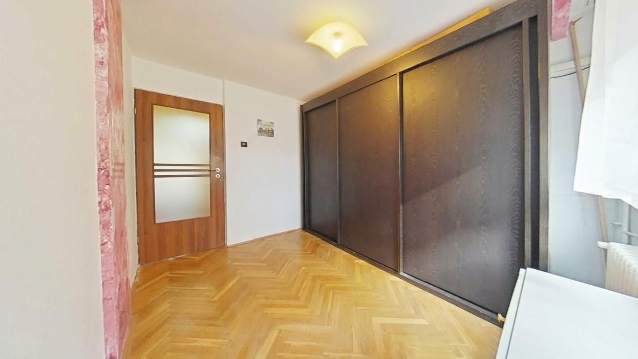 Apartament cu 4 camere de închiriat cu parcare inclusă – Alfa, Arad – fotografia 14 din 15