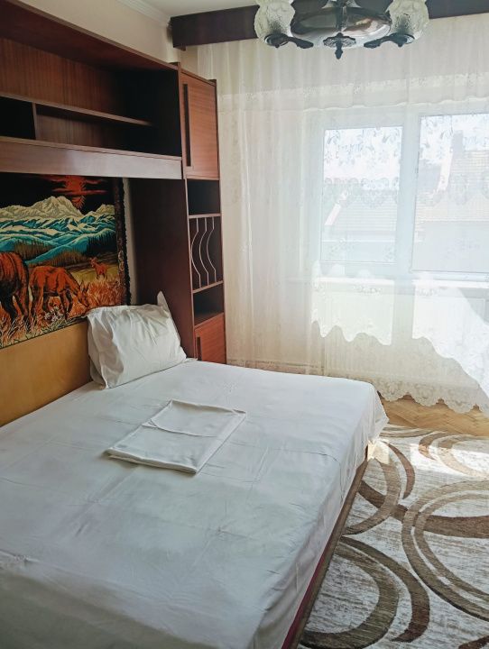 3 CAMERE  |  FALEZA NORD  |  DELFINARIU – fotografia 3 din 6