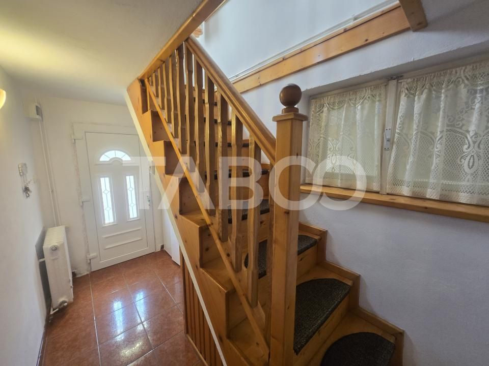 Apartament 2 camere de vanzare la casa 77mp curte pivnita Sub Arini – fotografia 17 din 20