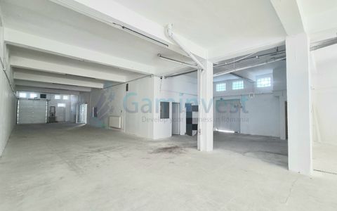 Spatiu comercial cu depozit potrivit pentru atelier sau showroom in Oradea