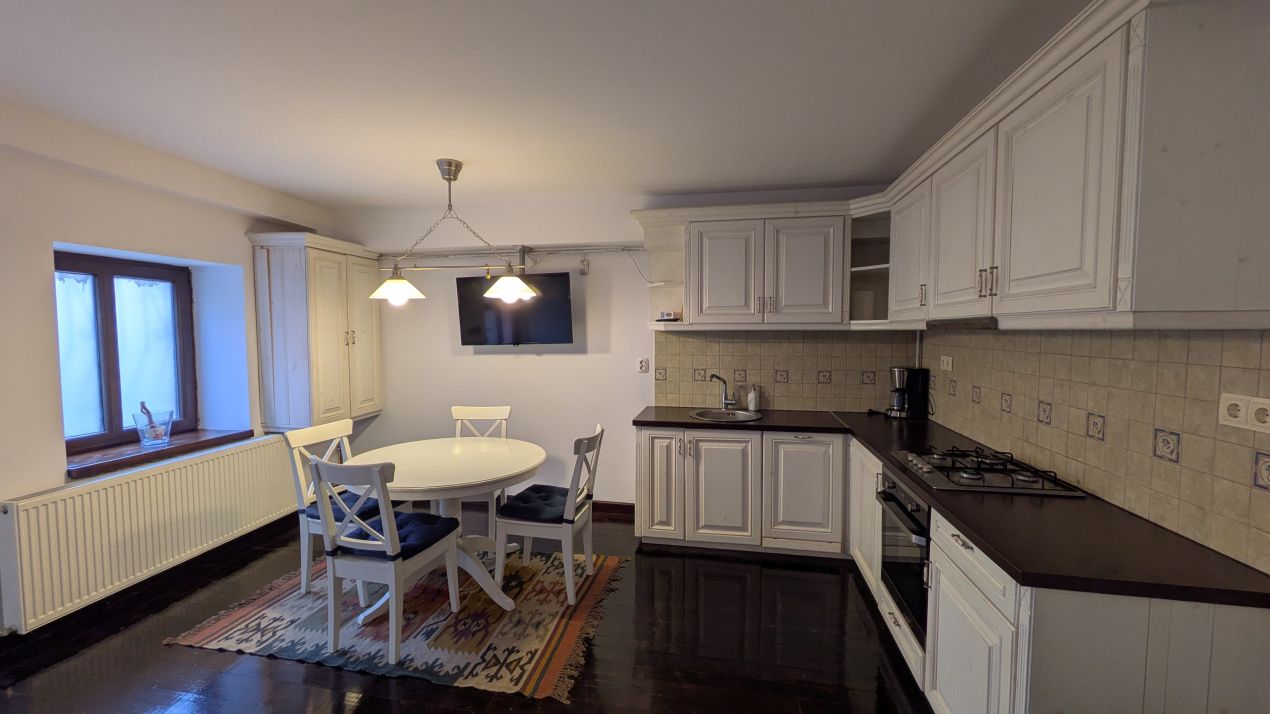CENTRUL ISTORIC, APARTAMENT LA CASĂ, 88,98 MP, 3 CAMERE PE DOUĂ NIVELURI – fotografia 3 din 56