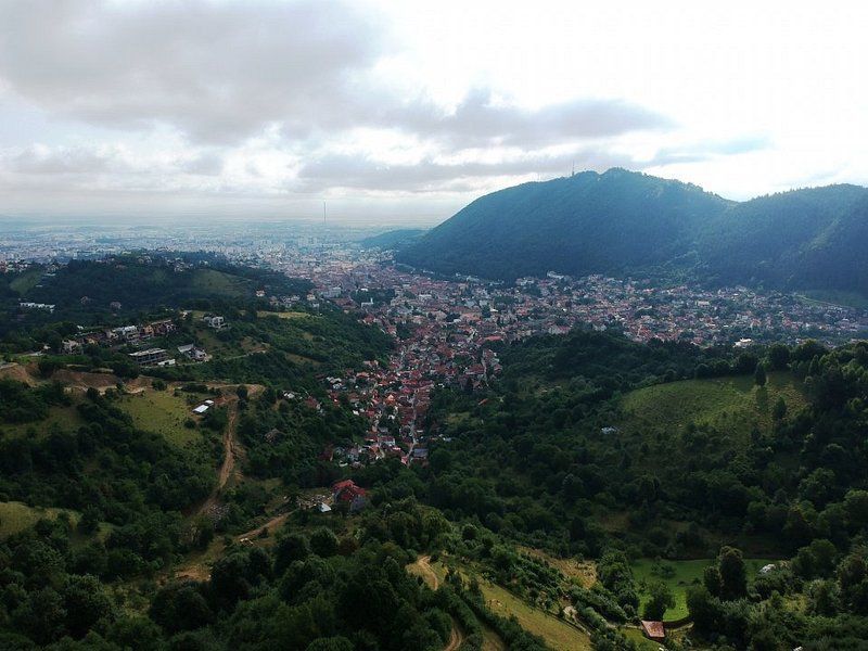 Teren cu priveliste superba si deschidere la drumul de Poiana Brasov – fotografia 6 din 16