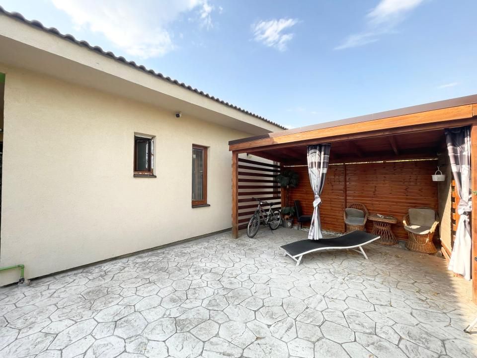 Casa Individuala mobilata, teren 694mp - Mosnita Noua – fotografia 1 din 14