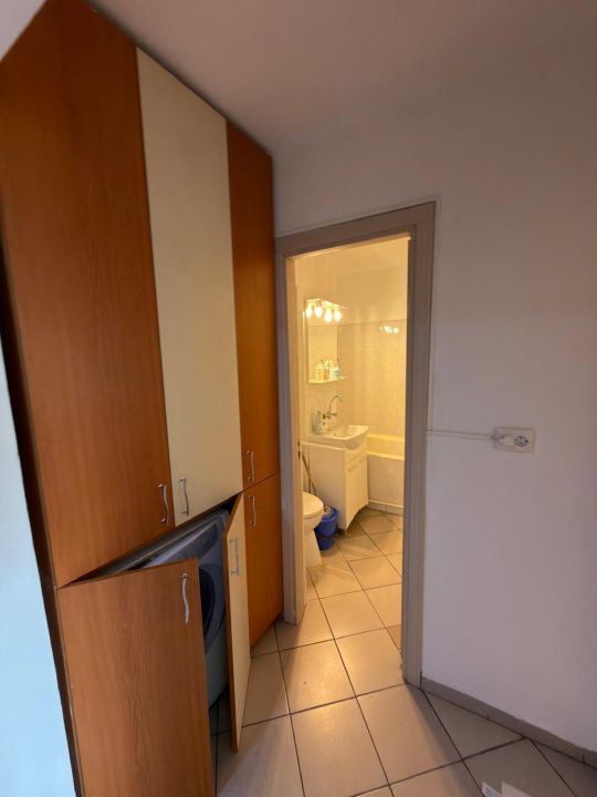 Apartament 2 camere de vânzare în zona CET – etaj intermediar – fotografia 8 din 9