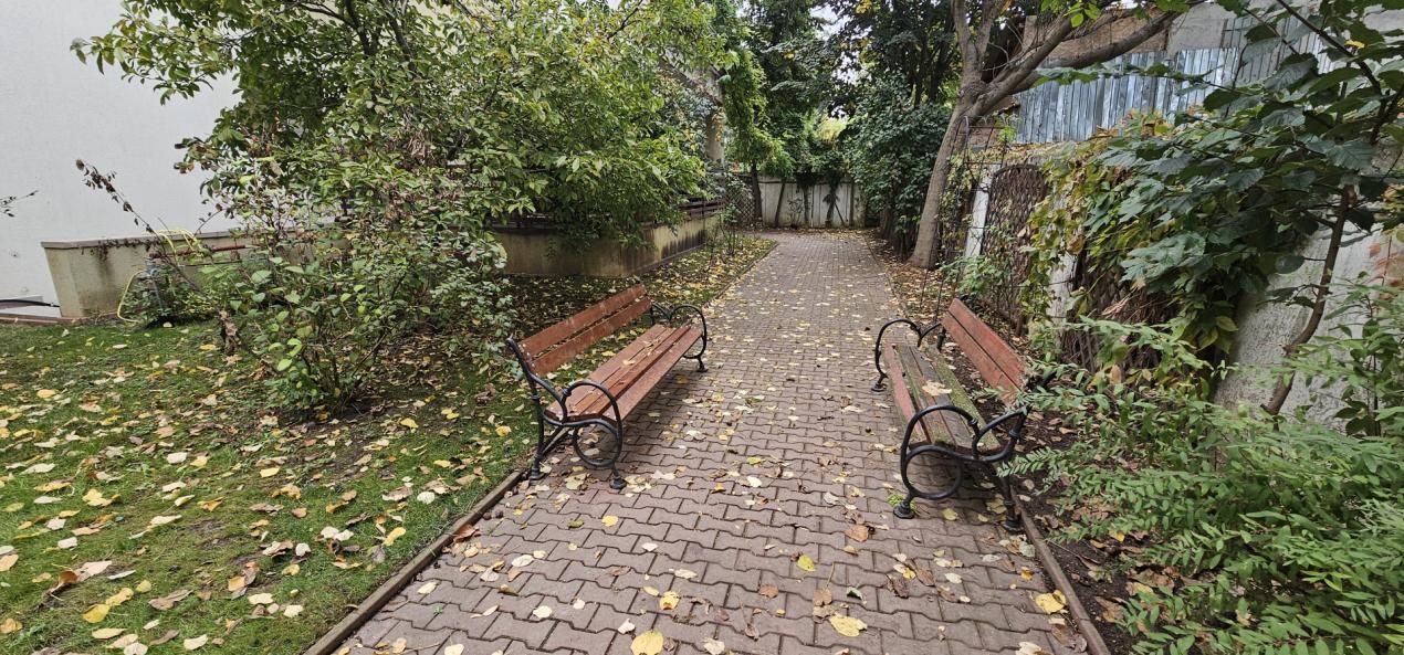 Doi Cocosi - Straulesti - 3 camere cu parcare si boxa incluse – fotografia 42 din 51