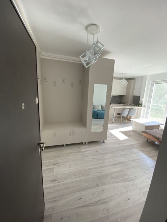 Apartament 3 camere, gradina 35mp, zona BMW – fotografia 3 din 8