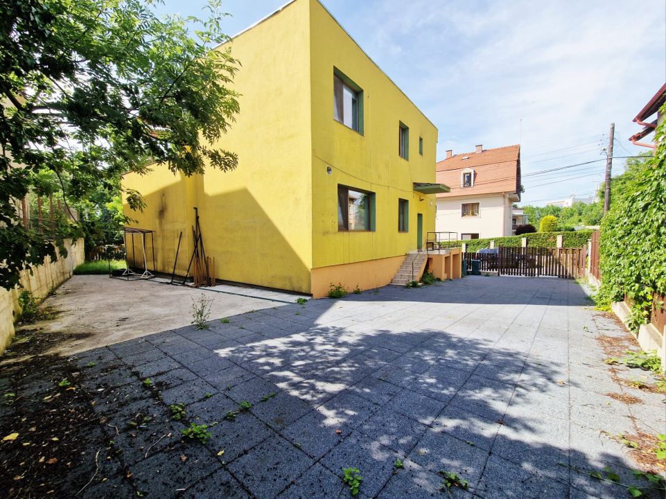Casa pentru activitati de birouri in Andrei Muresanu – fotografia 2 din 22
