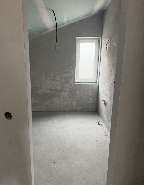 2 case individuale moderne, 145 mp utili și teren total de 900 mp | Stolna – fotografia 12 din 14