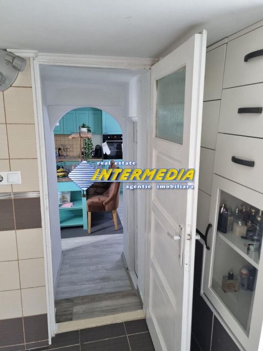 Casa P+E de vanzare recent renovata in Centru cu 680 mp teren – fotografia 13 din 35