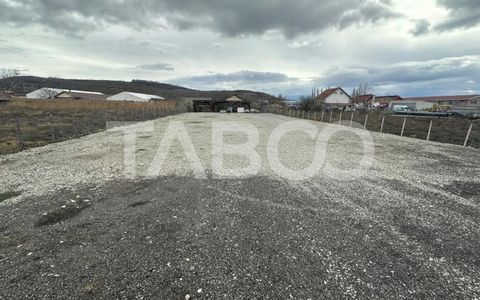 Teren de inchiriat 2000mp acces direct din drum asfaltat Viile Sibiulu