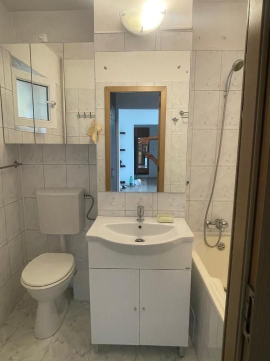 🏡 Apartament cu 3 camere de vânzare în Găvana, zonă liniștită – fotografia 8 din 9